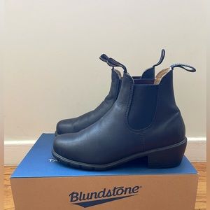 Blundstone Heeled Chelsea Boots